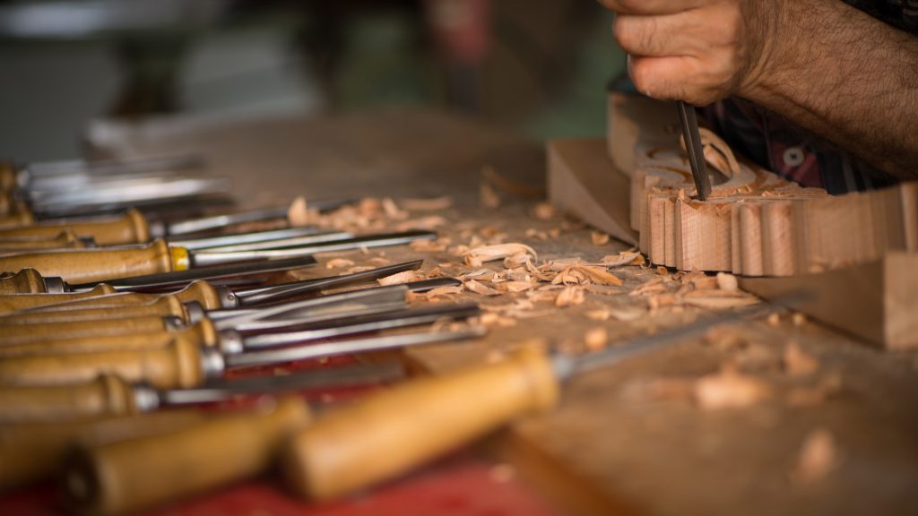 Savoir-faire artisanal meuble Artisanat du bois Maîtres ébénistes